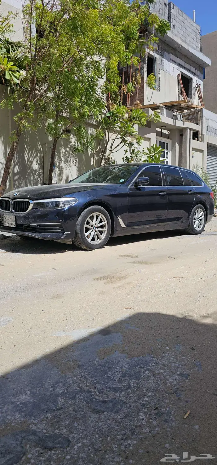 BMW الفئة الخامسة 520 موديل 2019 2