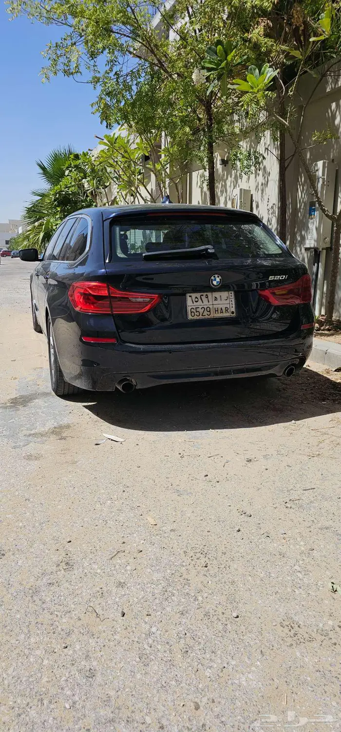 BMW الفئة الخامسة 520 موديل 2019 3