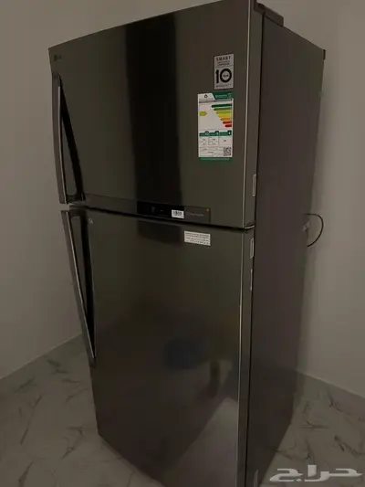 ثلاجة LG للبيع 0