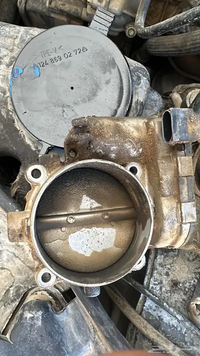 خدمة تنظيف البوابة وتصفية السيارة 2
