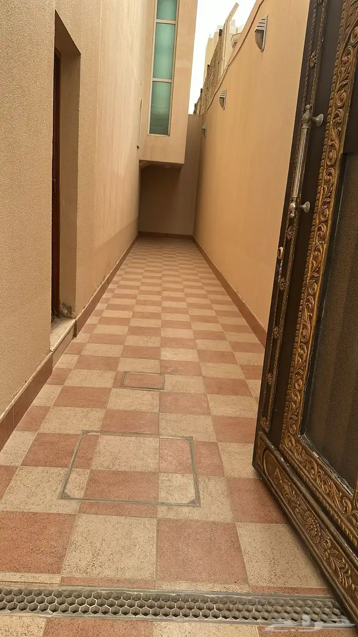دور للإيجار حي حطين 1