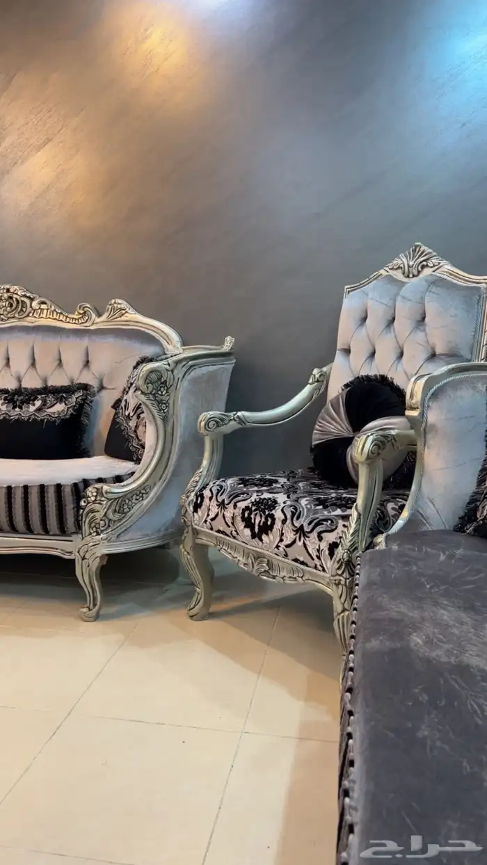 كنب نظيف جدا شبه جديد 1