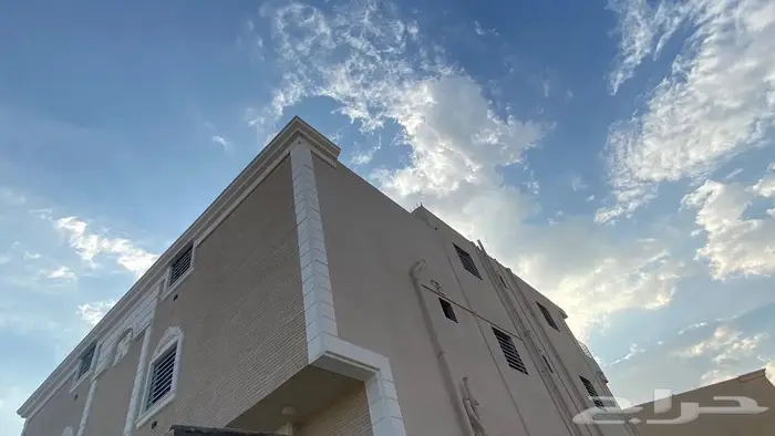 للبيع عمارة دورين وملحق مع بدرون - جليل المنح ( ب ) 6
