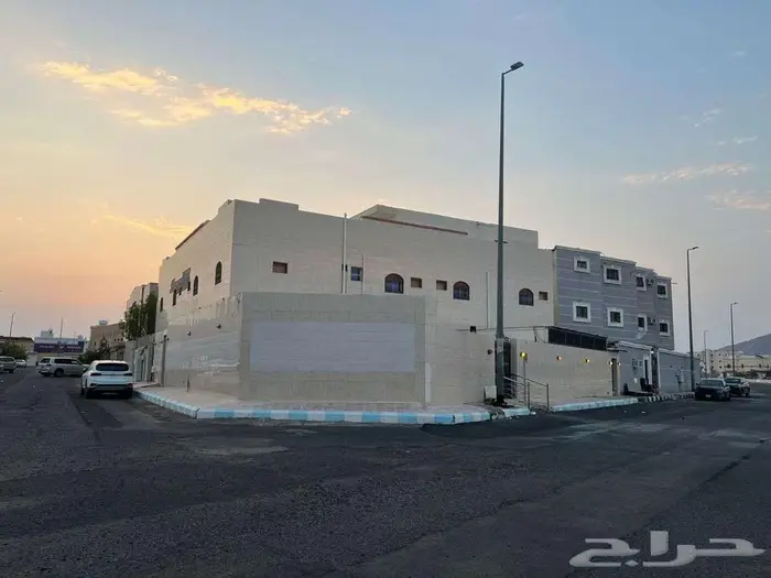 عمارة واجهتين 750 متر 9