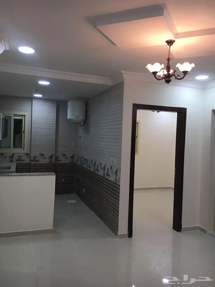 للبيع عمارة تجاري سكني بحي البادية مقابل مستشفى المركزي 6