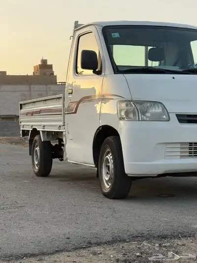 للايجار الشهري فقط 1