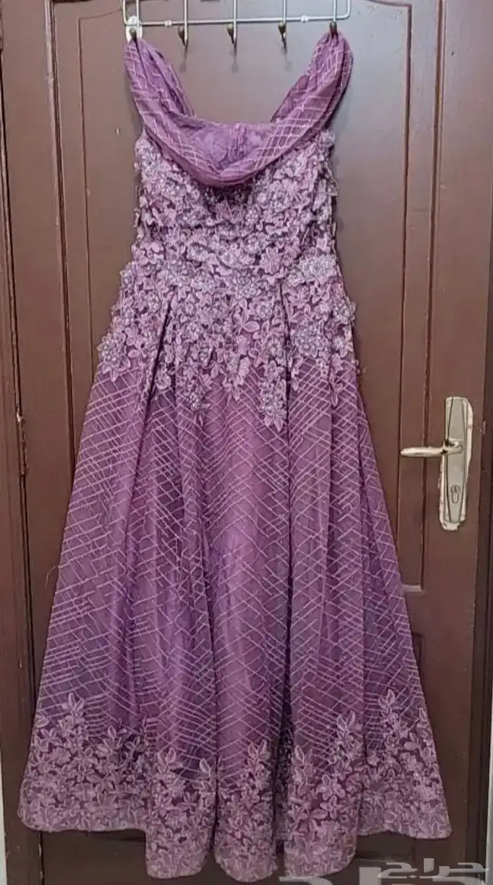 فستان سهرة استعمال مره وحده مقاس 16 سعر150 1