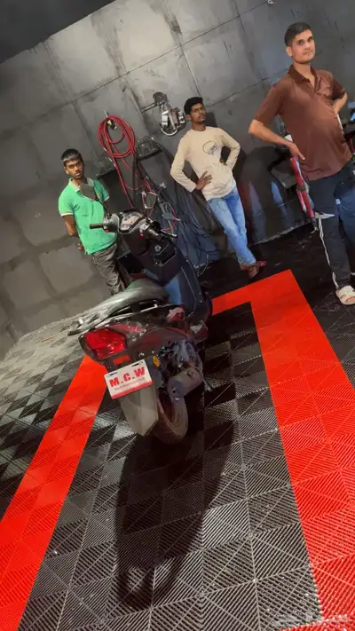 دباب عجيب 2025 6