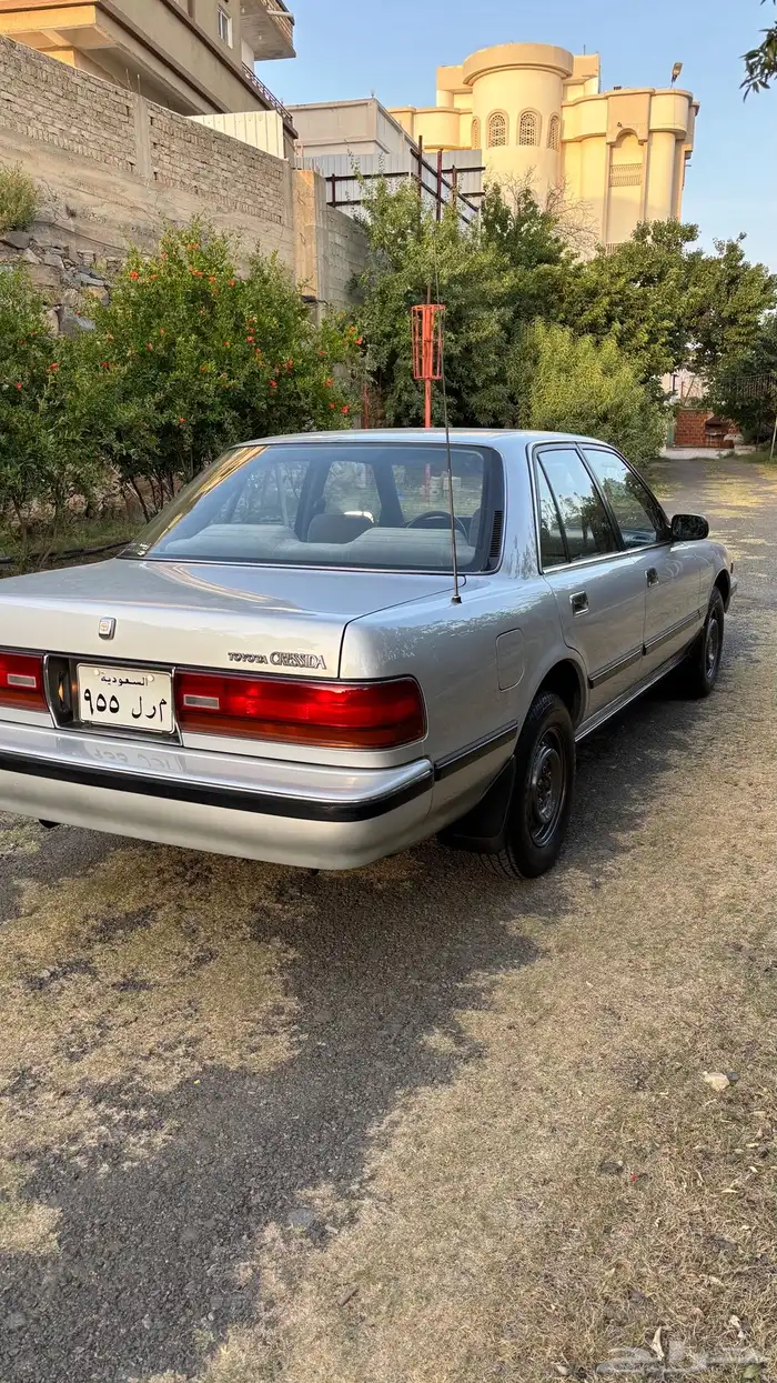كريسيدا 1992 مخزنه --- تم البيع الله يبارك للمشتري 33