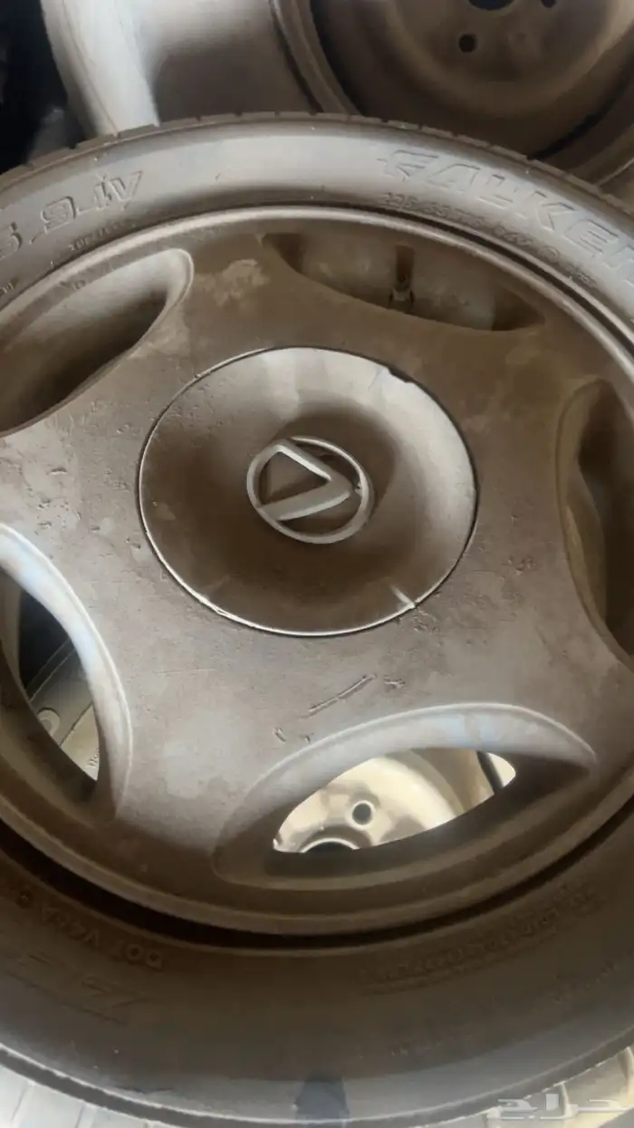 لكزس LS400 0