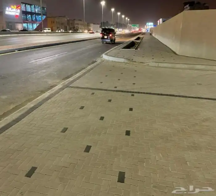 سفلتة مستودعات وهناجر وأحواش واستراحات 8