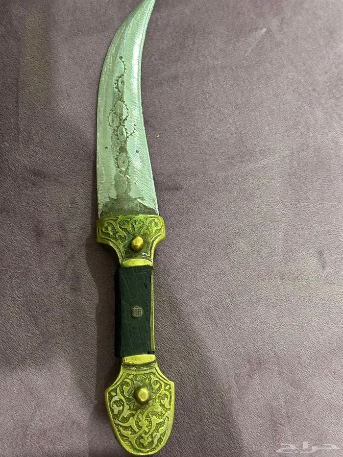 خنجر قديمه جدا ورث على السوم 1