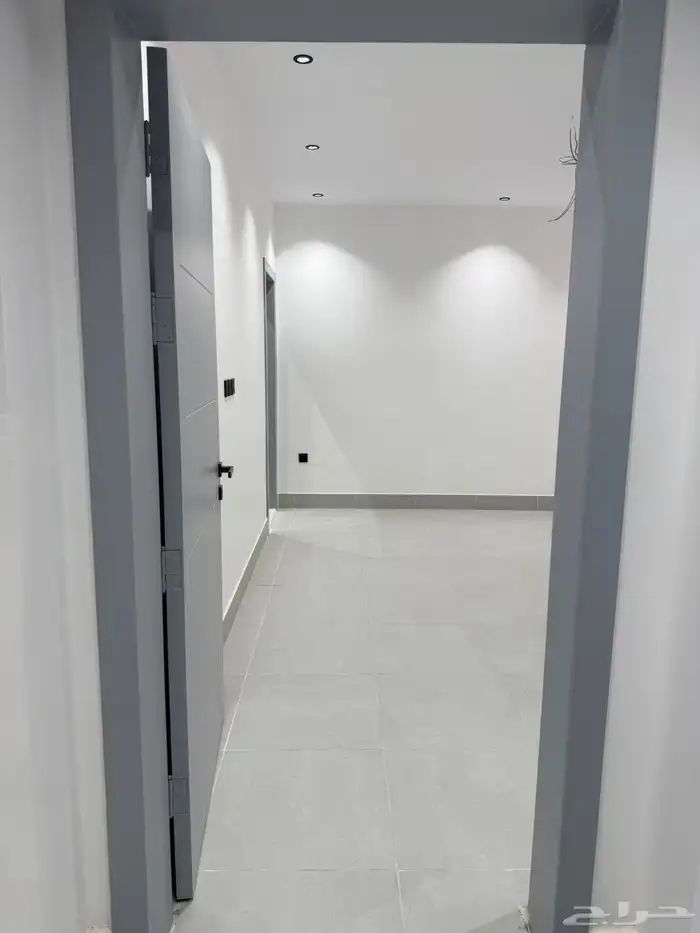 شقة جديدة للايجار حي الصفا 4 غرف ثلاث حمامات 9