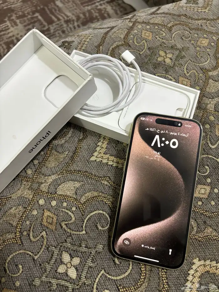ايفون 15 العادي 2