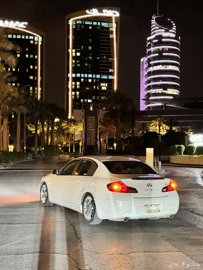 سيارة انفنتي G35 موديل 2008 9