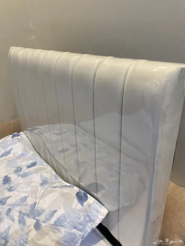 سرير فردي نفر نظيف جدا 2