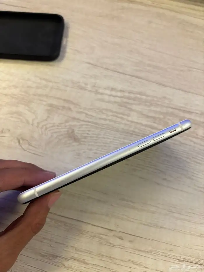 ايفون xr 128 قيقا 1