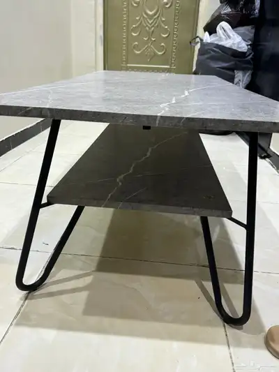 سجاد للبيع مقاس 2 50 3 50 موضح بالصور وطاوله ع السوووم 3