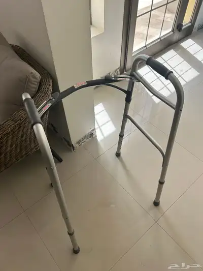 عكازات 0