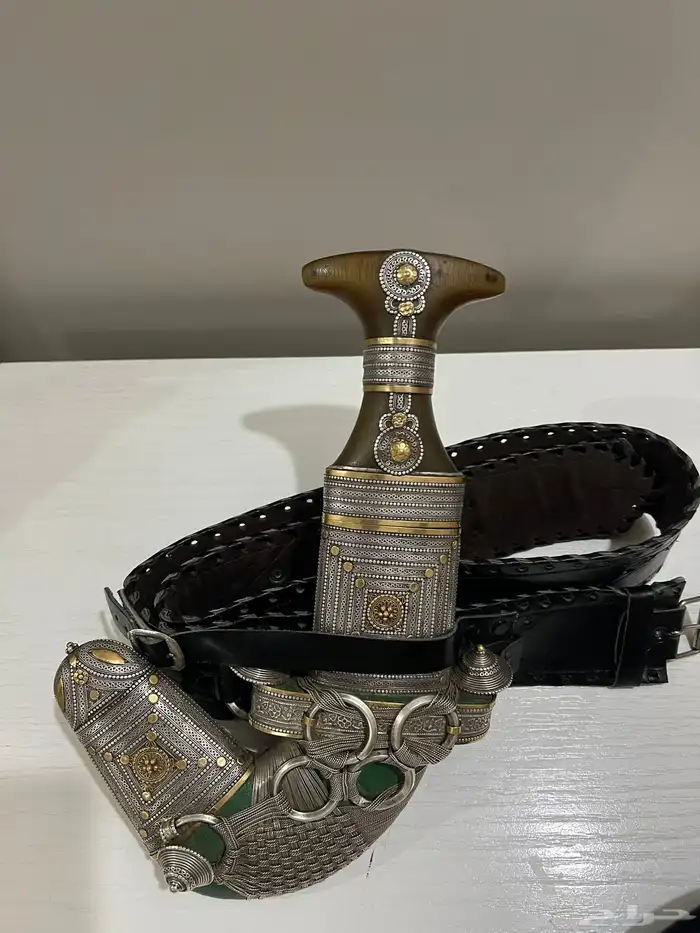 خنجر زراف قديم كفو والصب كفو والمقاس كفو 0