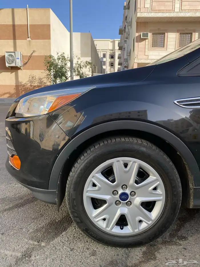 فورد إسكيب سياره وكاله بالكامل عداد 52 ألف كليو فقط 9