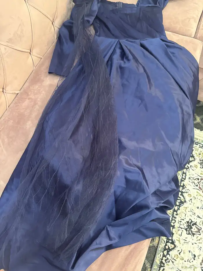 فستان زواج لون كحلي ساتر مقاس S 1