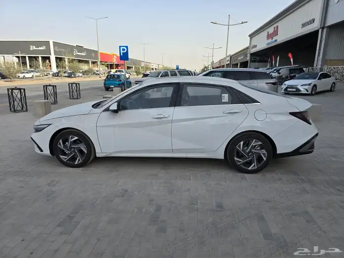النترا 2025 نص فل بسعر خاص 12