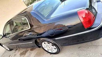 فورد تاون كار 2011 index