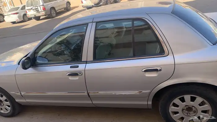 للبيع فورد ماركيز 2005 0