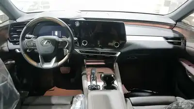 لكزس RX 350 BB بنزين 285000 بالضريبة 2024 4