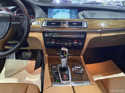 بي ام دبليو 2012 740 24