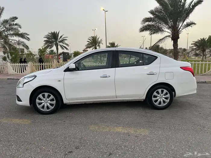 نيسان صنى 8