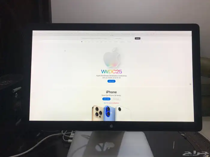 شاشة عرض ابل سنما 4