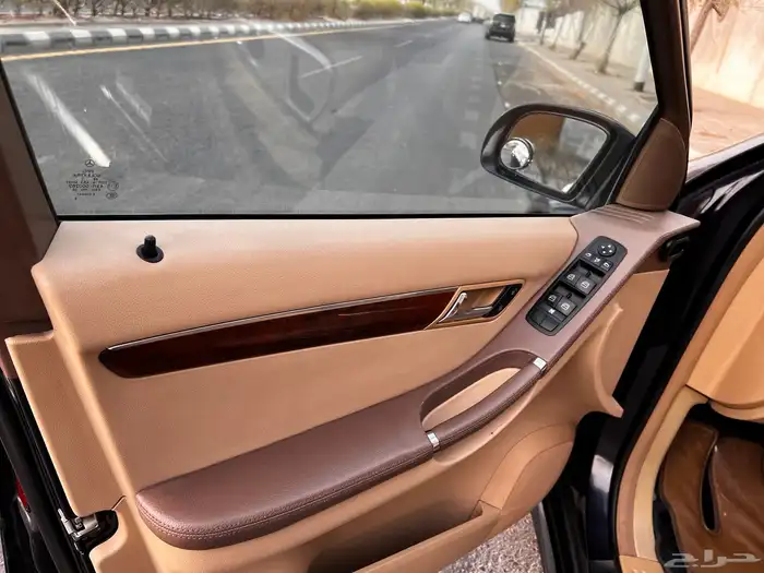 مرسيدس R350 13