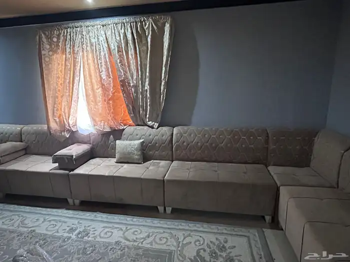 كنب للبيع 10 قطع وطني نظيف جدا 1