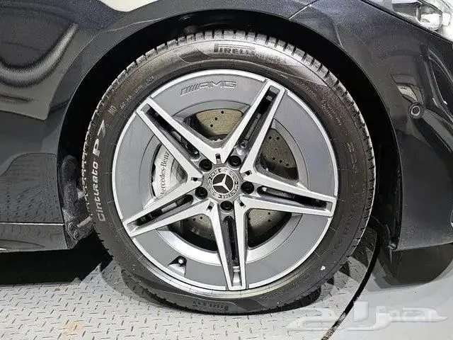 مرسيدس C200 2025 4