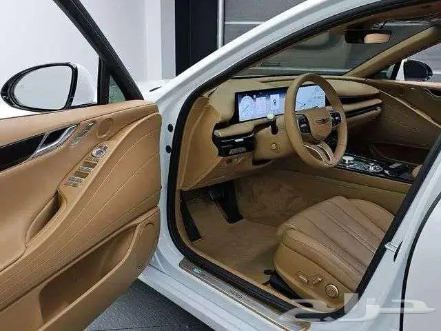 جنسس بنزين 2.5 توربو دفع ثنائي موديل 2025 11