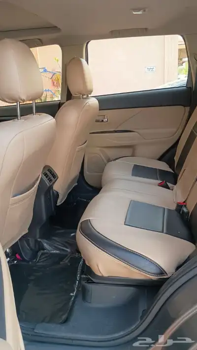 اوتلاندر 2020 9