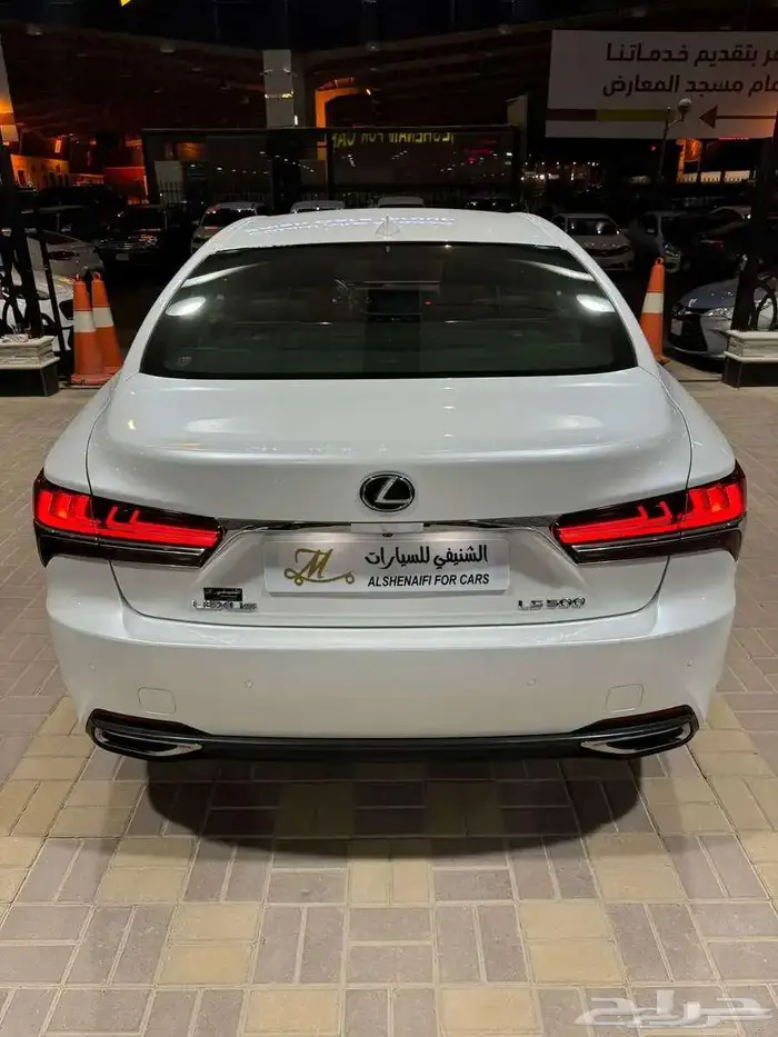 لكزس LS500 2018 سعودي 4