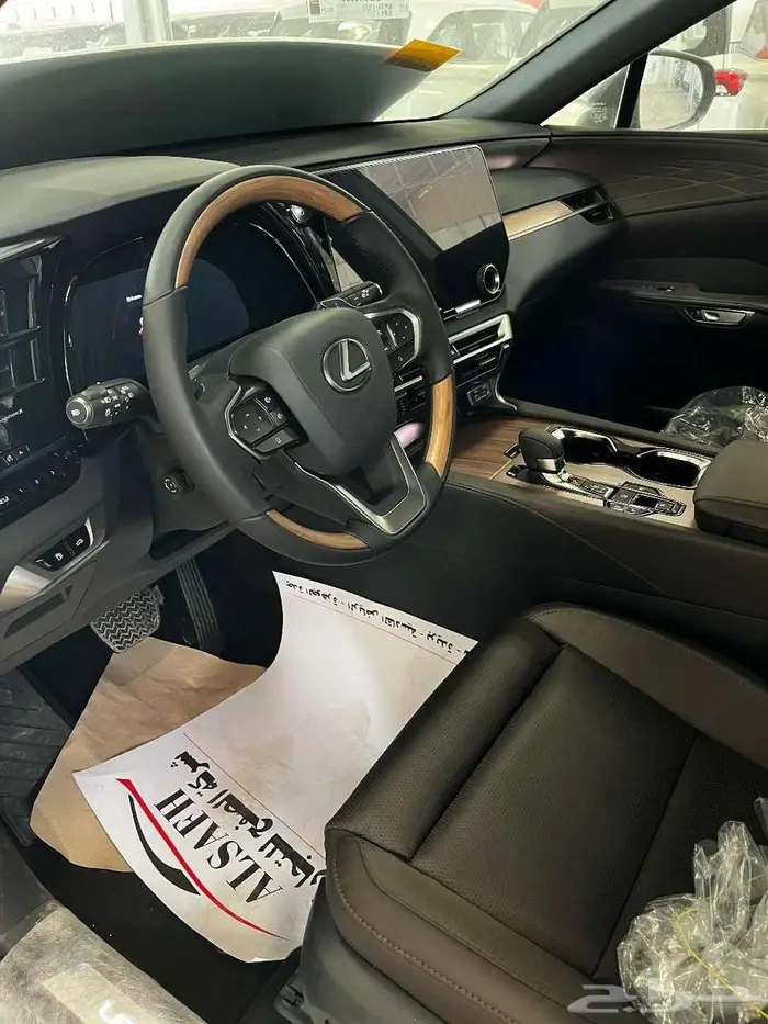 لكزس RX 350 BH موديل 2025 دفعتين بدون فوايد 6