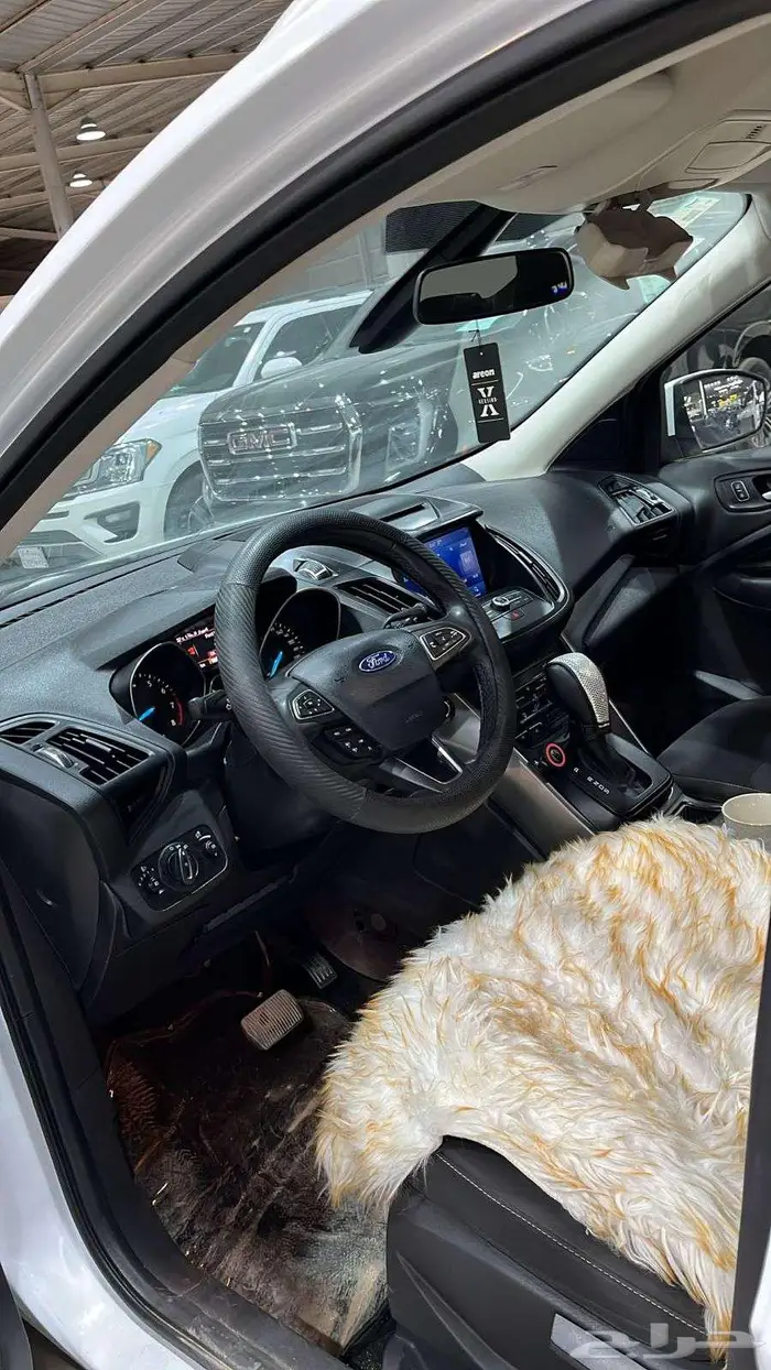 فورد اسكيب نص فل سعودي موديل 2019 تم  البيع 6