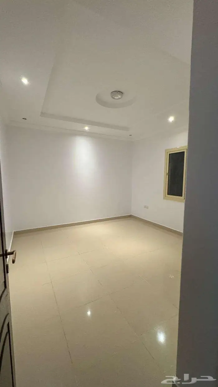 شقة عوائل للايجار السنوي بحي الورود بمدينة جدة 6