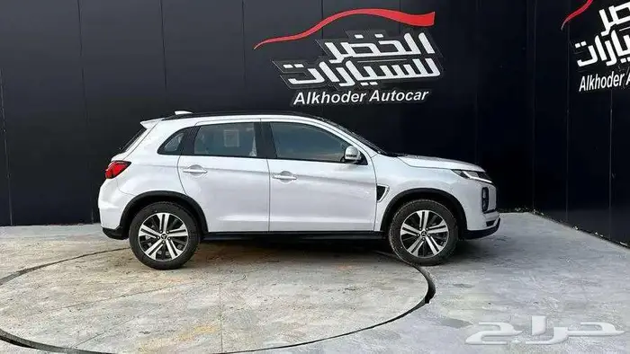 ميتسوبيشي ASX نص فل 2024 لدى الخضر للسيارات 2