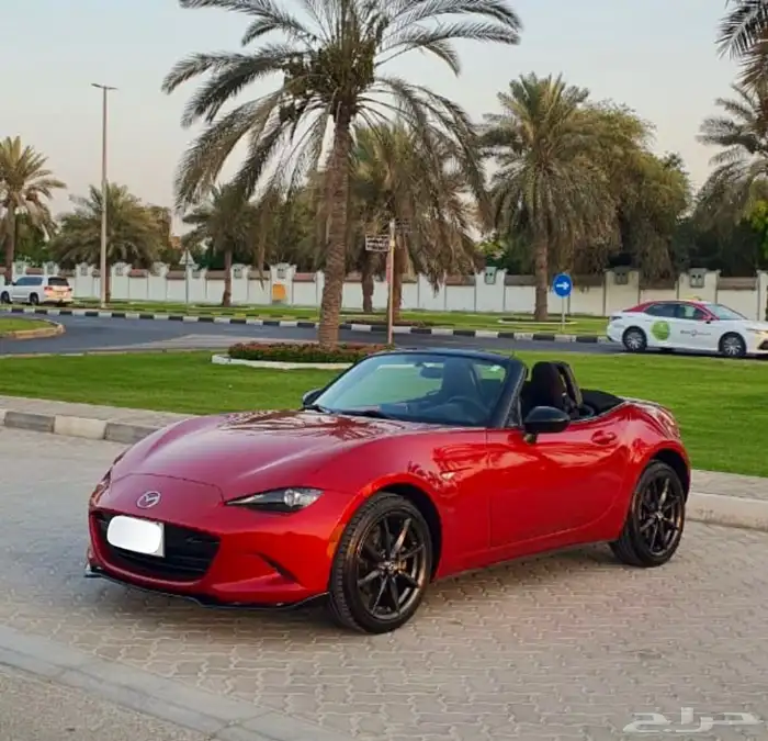 mazda miata mx-5 club low mileage 4