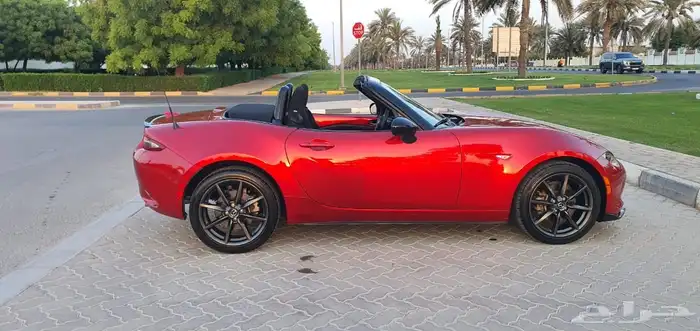 mazda miata mx-5 club low mileage 12