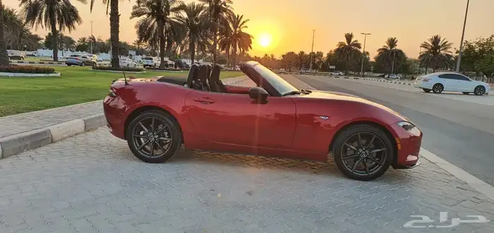 mazda miata mx-5 club low mileage 13