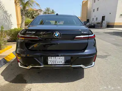BMW735 2025 2