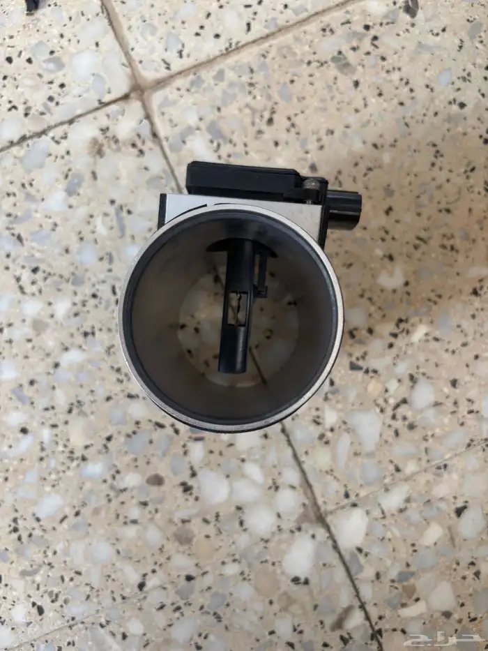 قاعدة حساس فلاتر باجيرو و l200 و لانسر 1