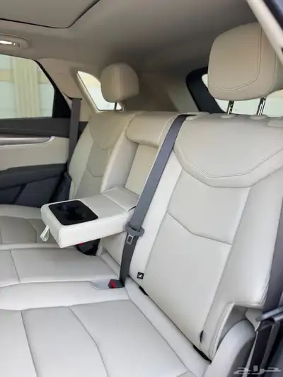 2022 كاديلاك XT5 17