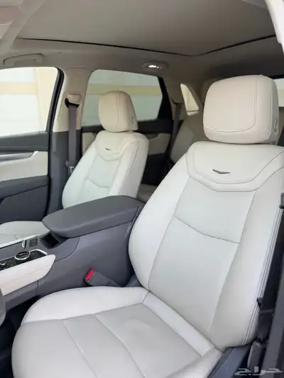 2022 كاديلاك XT5 14